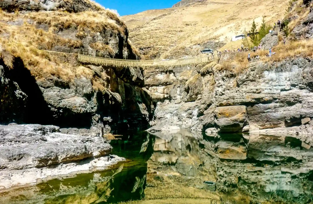 Qeswachaka's bridge hanging over the Apurímac's river