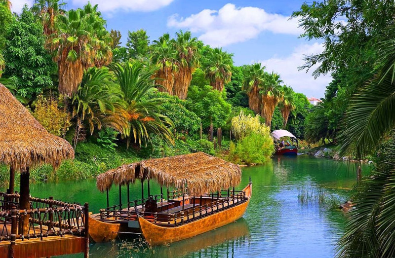Iquitos Travel Guide