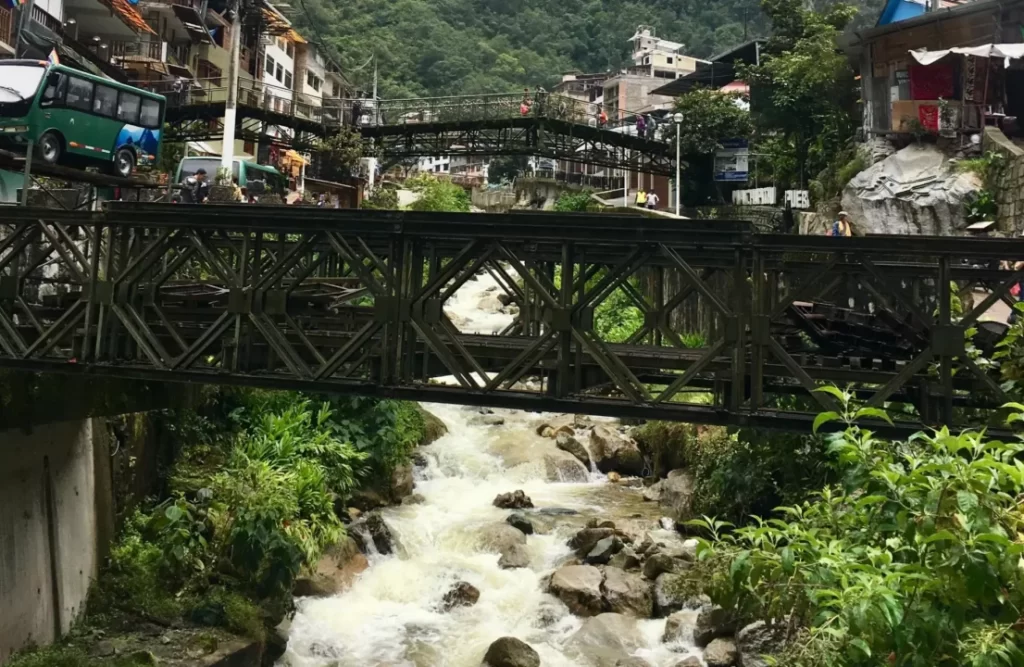 aguas_calientes
