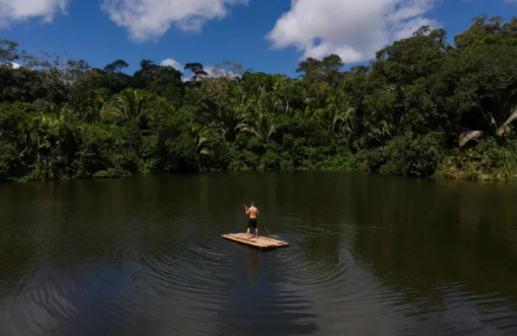 sailing_by_the_amazon